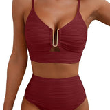 Bordeauxfarbener Bikini mit geripptem Stoff, Bügel-Bra und hohem Taillen-Slip mit Mittelring