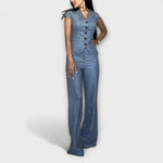 V-Ausschnitt-Top-Set: blaues Kurzarm-Top mit Knopfleiste, dazu weite Hose