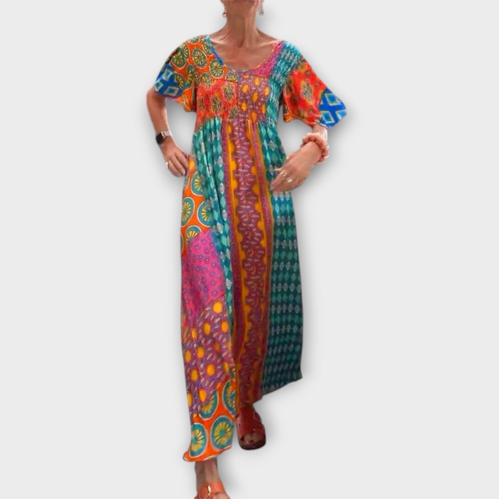 Boho-Maxikleid mit Rundhalsausschnitt, kurzem Arm und bunten Streifen