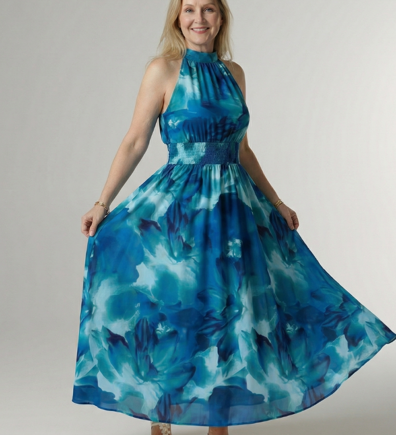Blaues Halter-Midi-Kleid mit gerafftem Oberteil, elastischem Taillenbund und Glockenrock