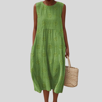 Fliessendes und bequemes Kleid