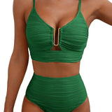 Grüner Bikini mit geripptem Stoff, Bügel-Bra und hohem Taillen-Slip mit Mittelring