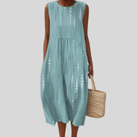 Fliessendes und bequemes Kleid