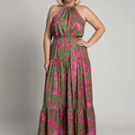 Tailliertes Halter-Midi-Kleid mit pinken Blumenprints auf grünem Stoff, geraffter Rock