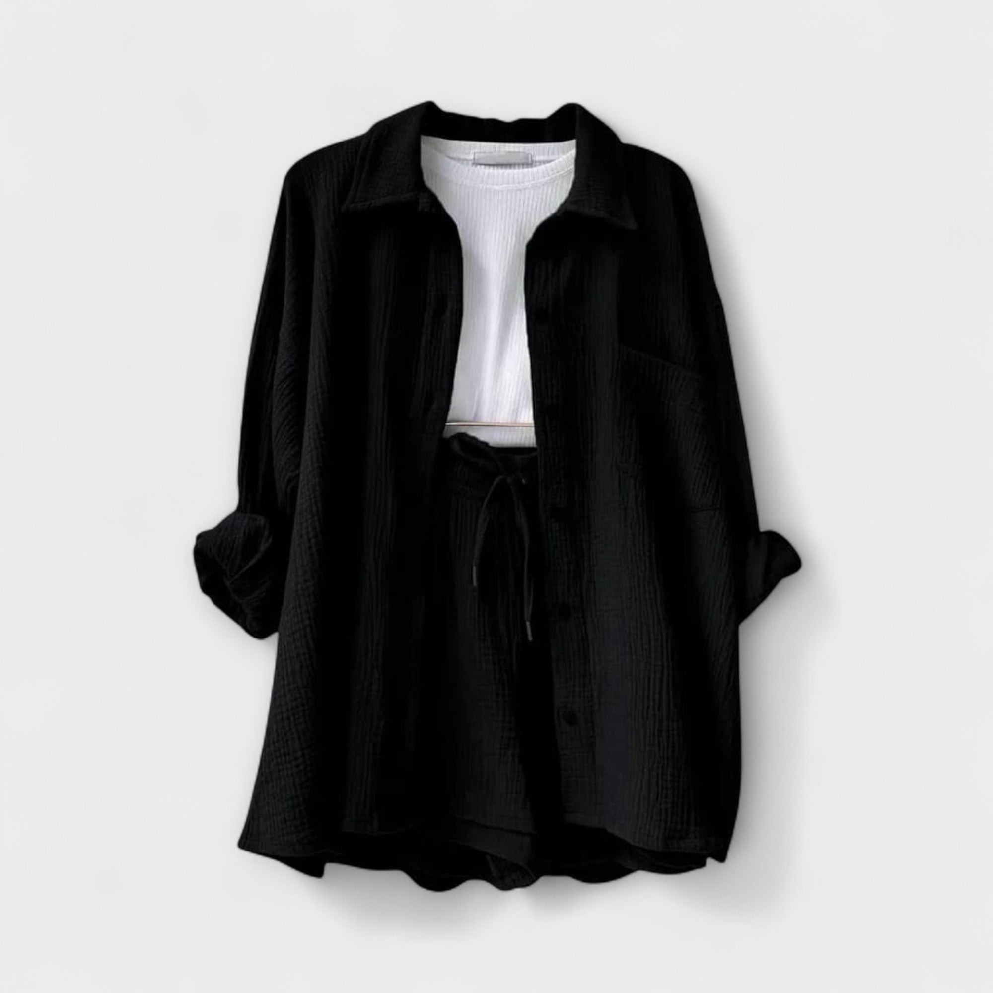 2-teiliges Set mit Hemdbluse und Shorts in Schwarz, Knopfleiste, Kordelzug
