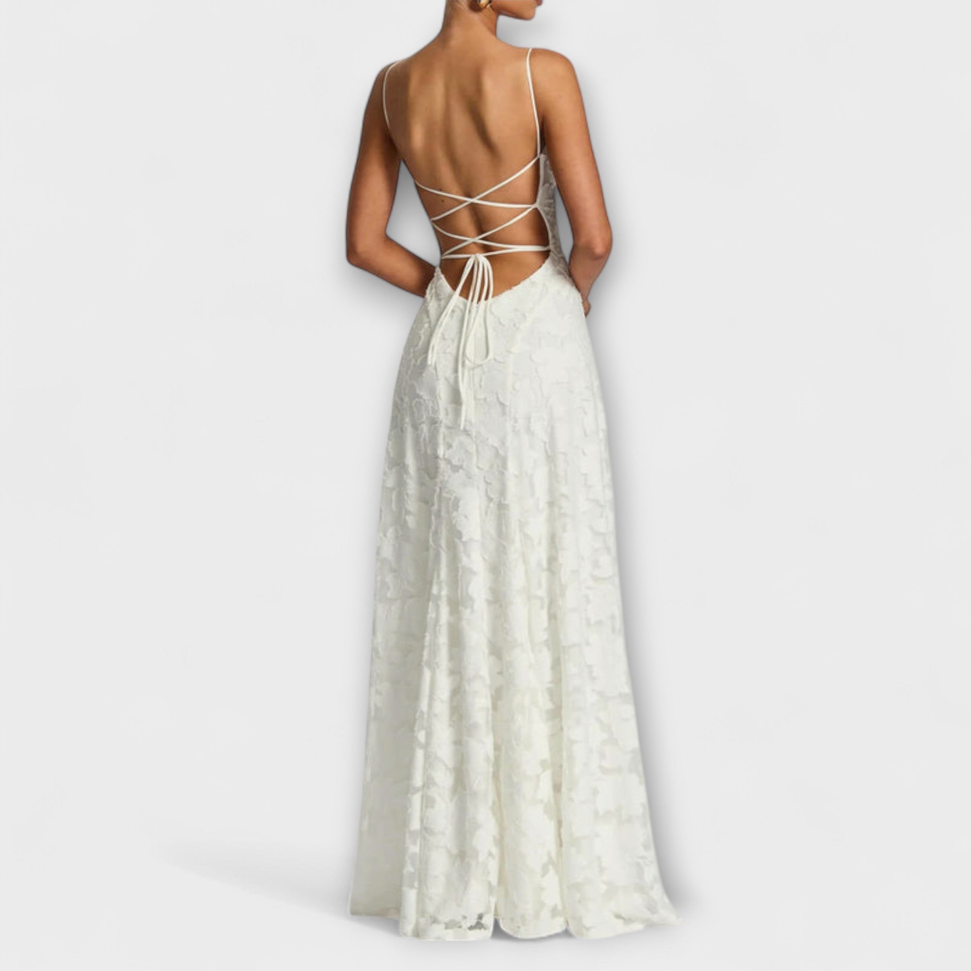 Weißes Jacquard-Maxikleid mit gekreuzten Rückenträgern und offenem Rücken