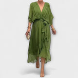 Chiffonkleid mit V-Ausschnitt, grün, geraffte Optik mit Bindegürtel, midi-langer Saum