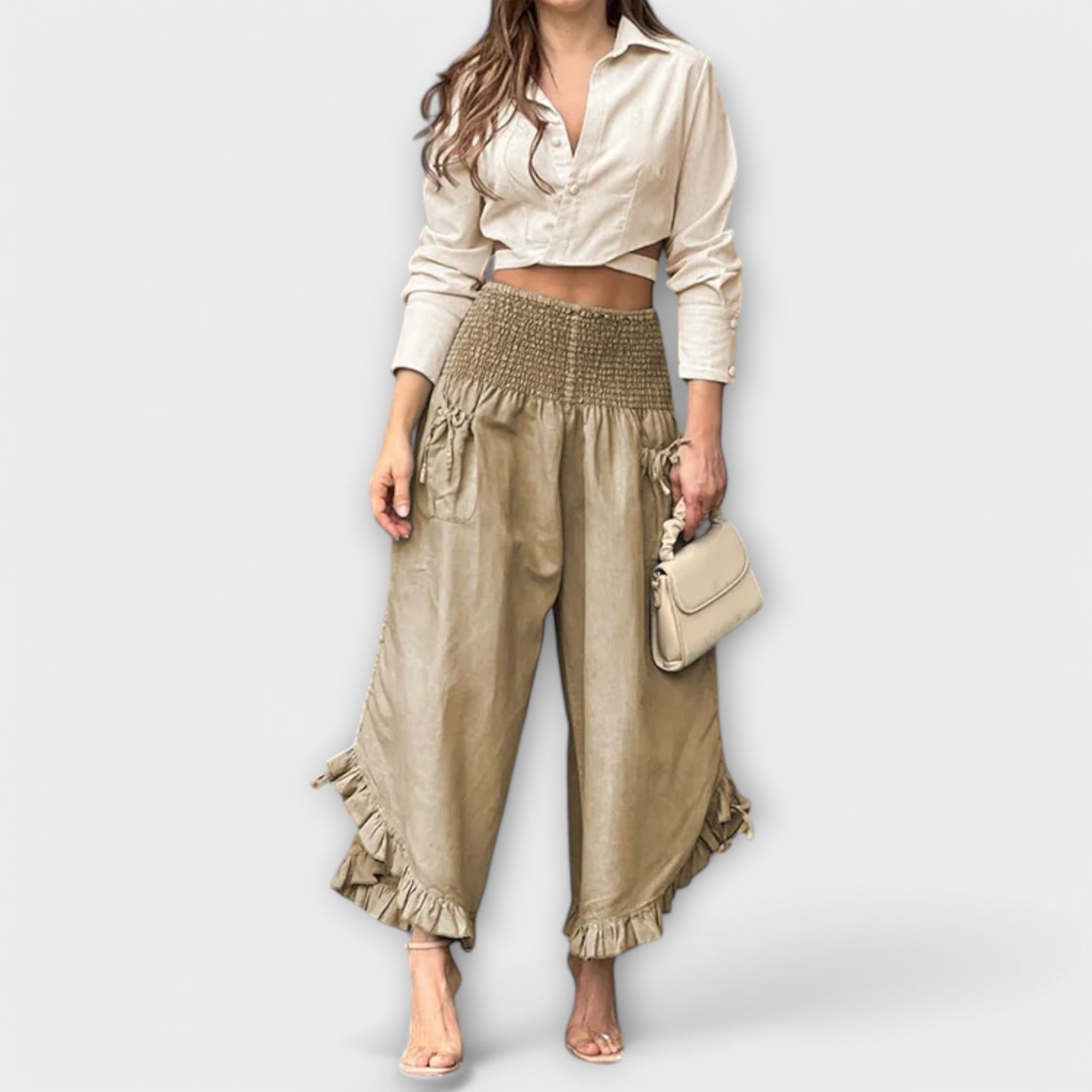 Weite Hose mit Bügelfalten und elastischem Bund, beige mit Rüschen am Saum