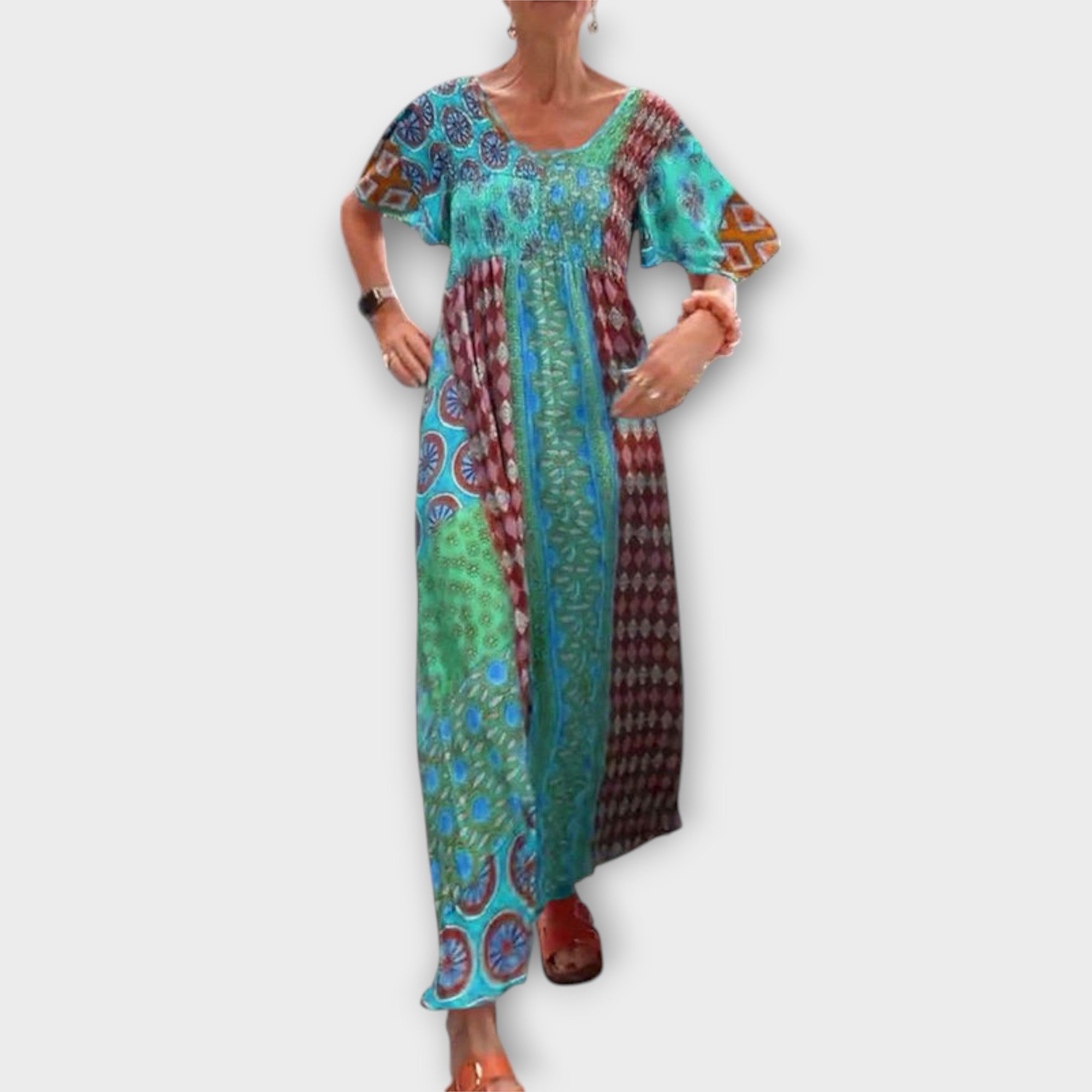 Boho-Maxikleid mit Rundhalsausschnitt, kurzem Arm und blau-grünem Patchwork