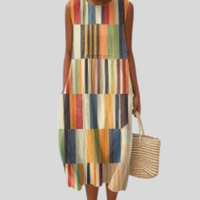 Fliessendes und bequemes Kleid