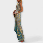 Fließendes Maxikleid mit V-Ausschnitt, ärmellos; türkis mit goldenen Pailletten und weitem Rock