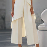 Elegantes langes Kleid in Weiß mit weitem Rock und überlappendem, drapiertem Saum