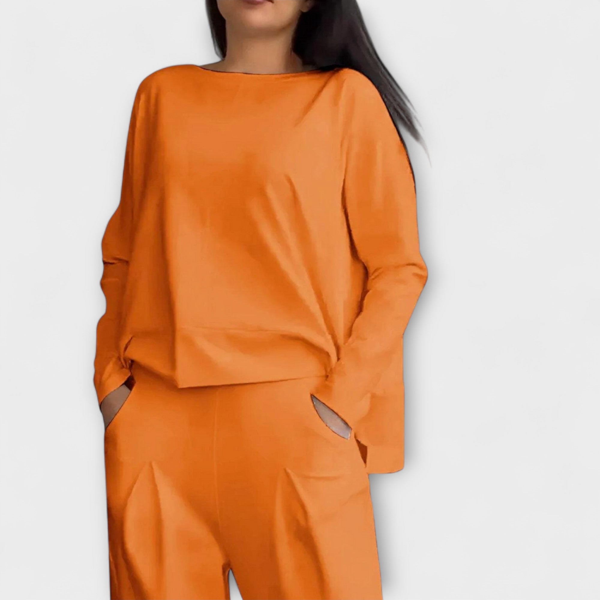 Zweiteiliges Lounge-Set in Orange: Langarmshirt und Hose mit geradem Bein