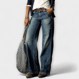 Mittelblaue Denim-Hose mit weitem Bein, Knopf- und Reißverschluss, fünf Taschen