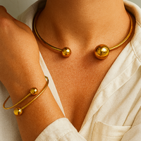 Minimalistisches, leuchtendes Halsband- und Armband-Set