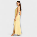Rüschensatin-Korsettkleid, gelb; seitlicher Blick, schmale Träger, rüschenbesetzter Saum
