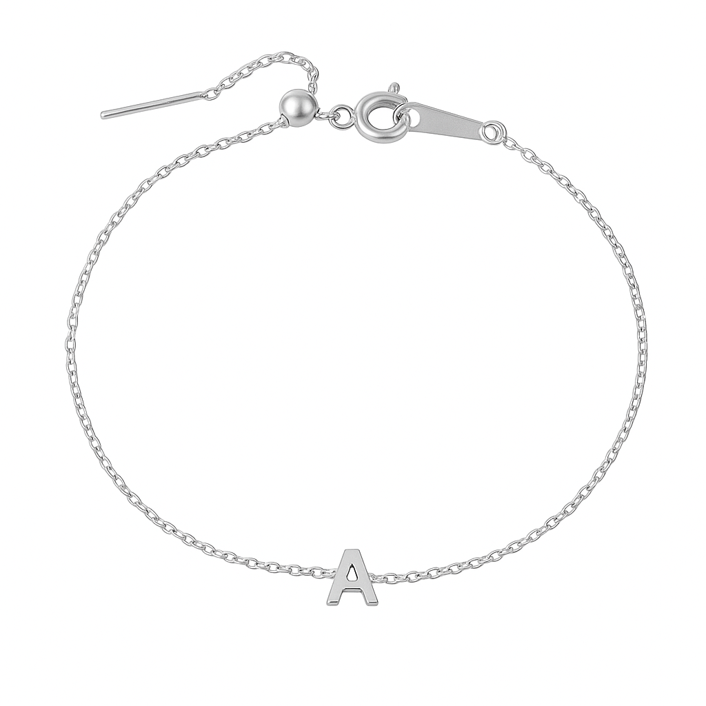 Weißgoldfarbenes Initialen-Armband mit Kettenband und Anhänger „A“