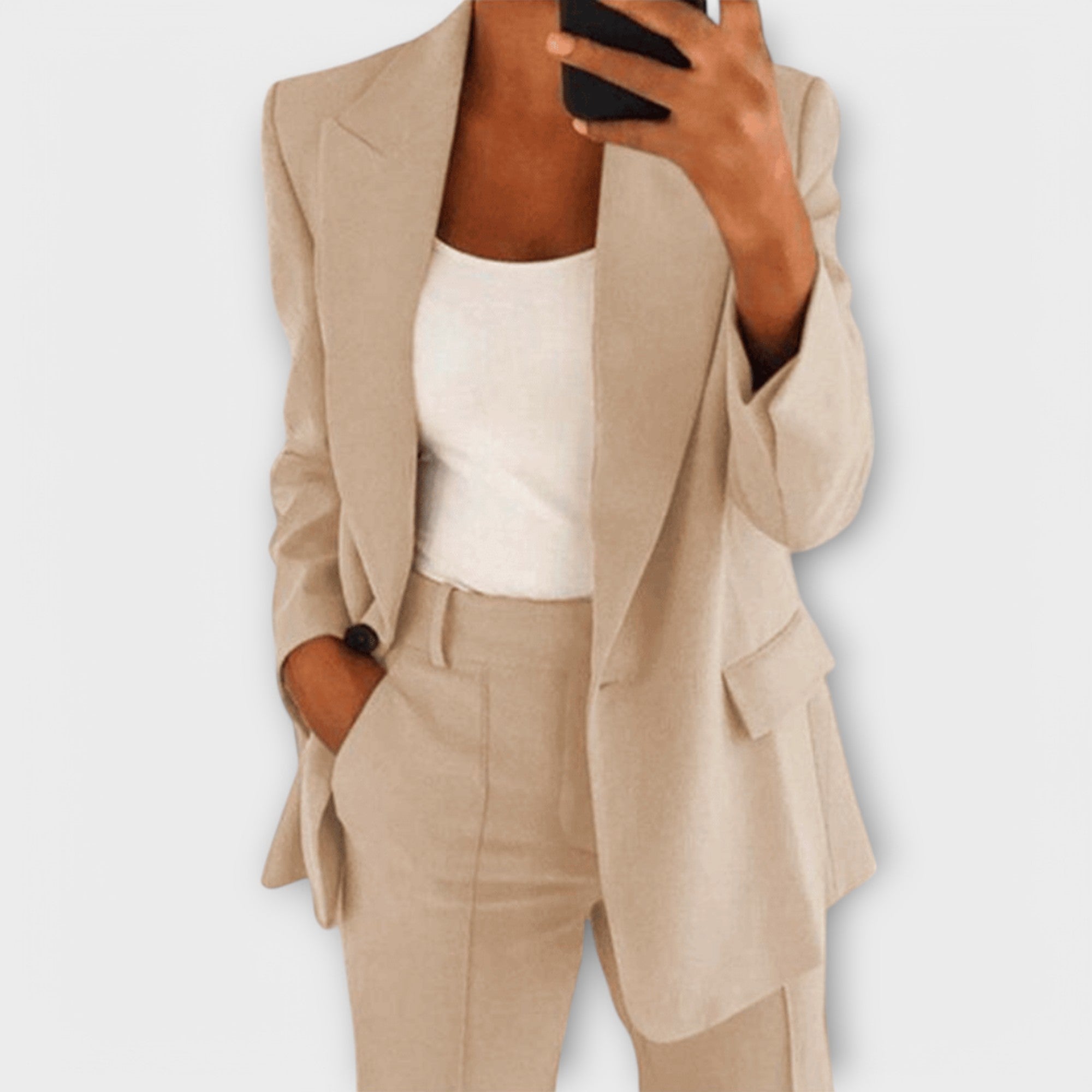 Damen-Anzugset mit Blazer und Hose, beiger Farbton, mit Revers