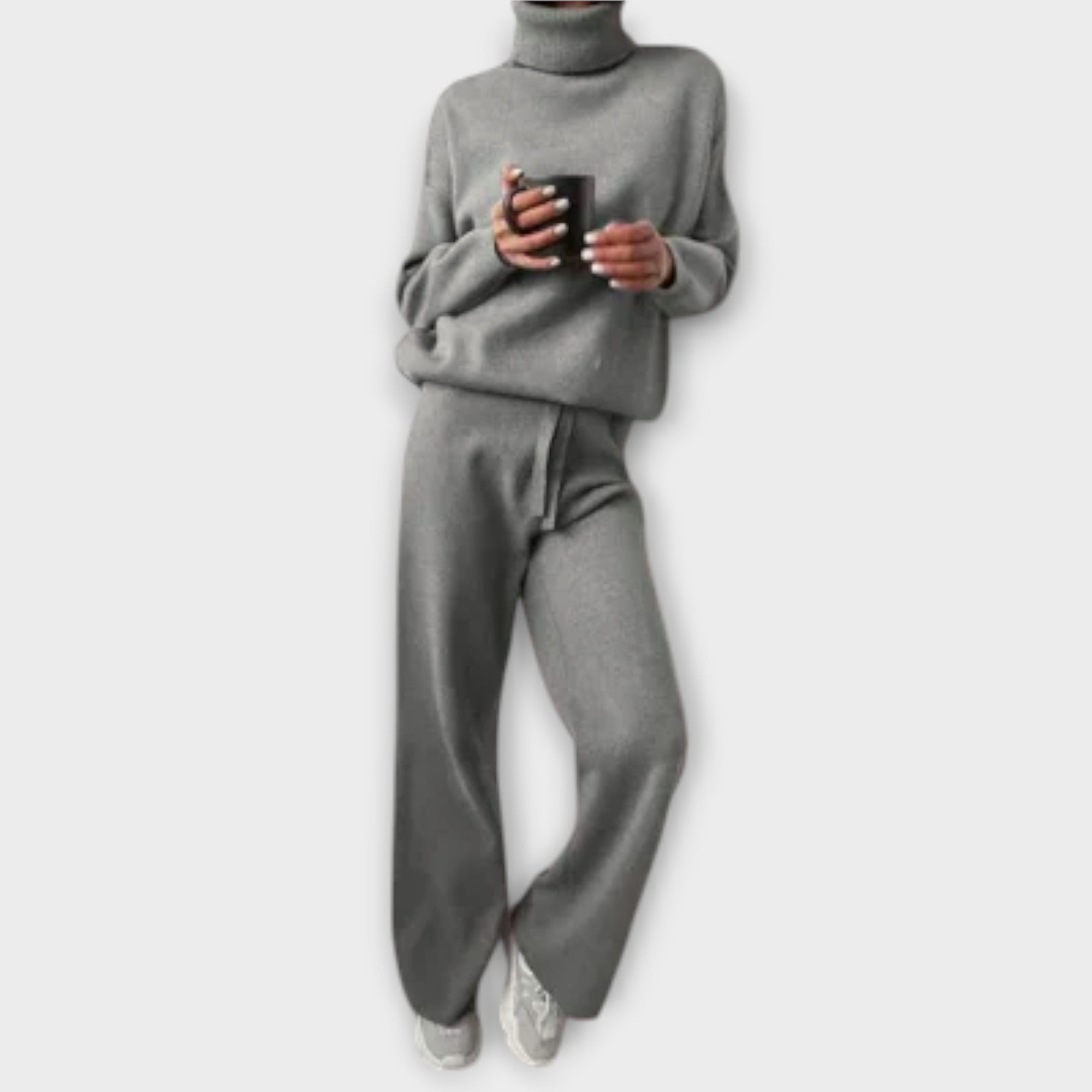Kuscheliges Set mit Rollkragenpullover und langen Hosen, grau, locker fallend
