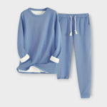 Hellblaues Thermo-Fleece-Set: Langarmshirt und Jogginghose mit Kordel