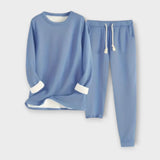 Hellblaues Thermo-Fleece-Set: Langarmshirt und Jogginghose mit Kordel