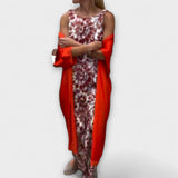 Rotes ärmelloses Kleid mit Leoparden-/Schlangenprint und passendem Cardigan