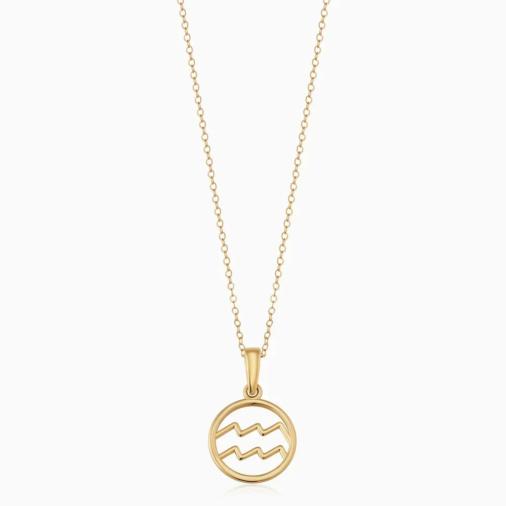 Sternzeichen-Halskette mit rundem goldfarbenem Anhänger und feiner Gliederkette