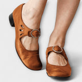 Braune Paulina-Leder-Sandalen mit Knöchelriemen und runder Schnalle