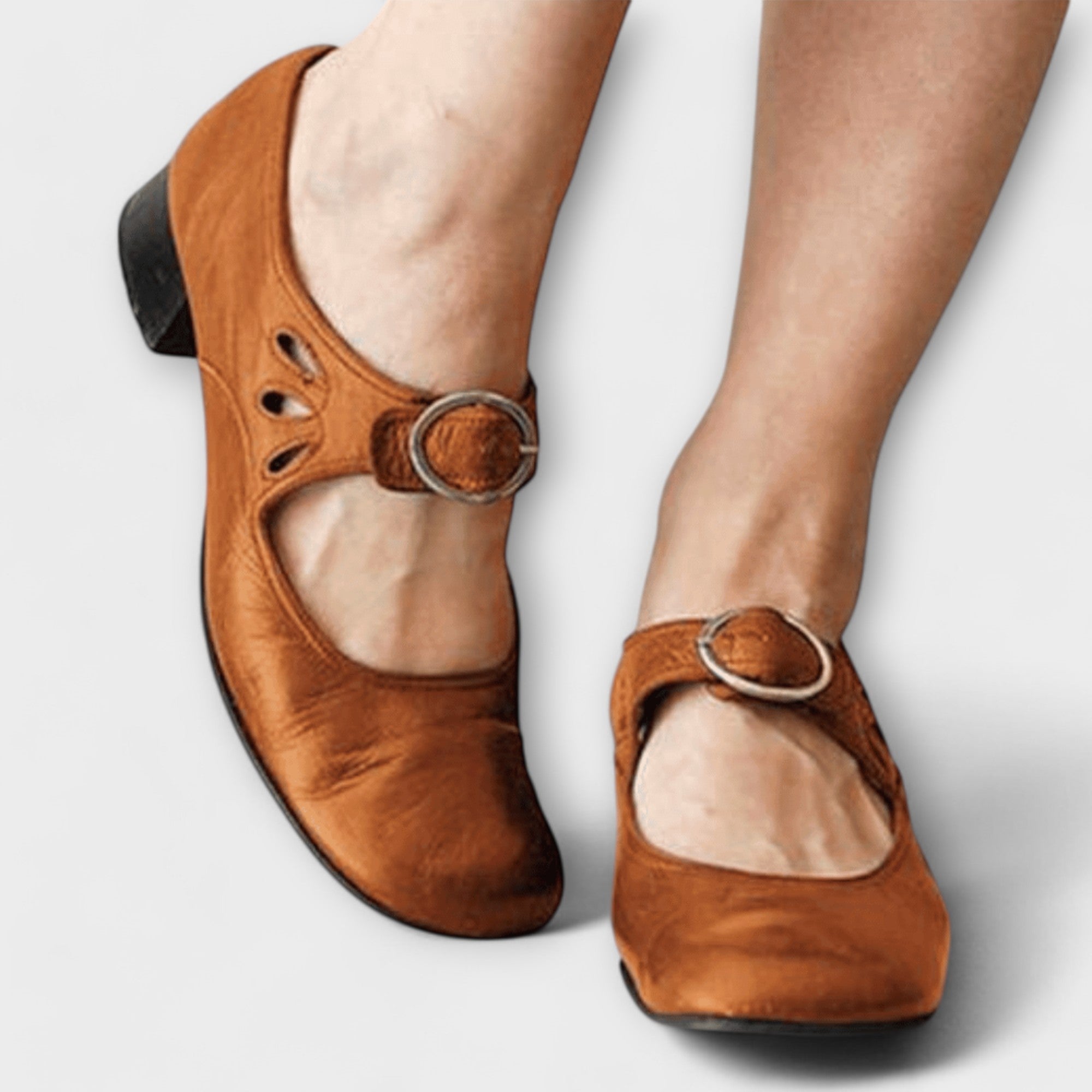 Braune Paulina-Leder-Sandalen mit Knöchelriemen und runder Schnalle