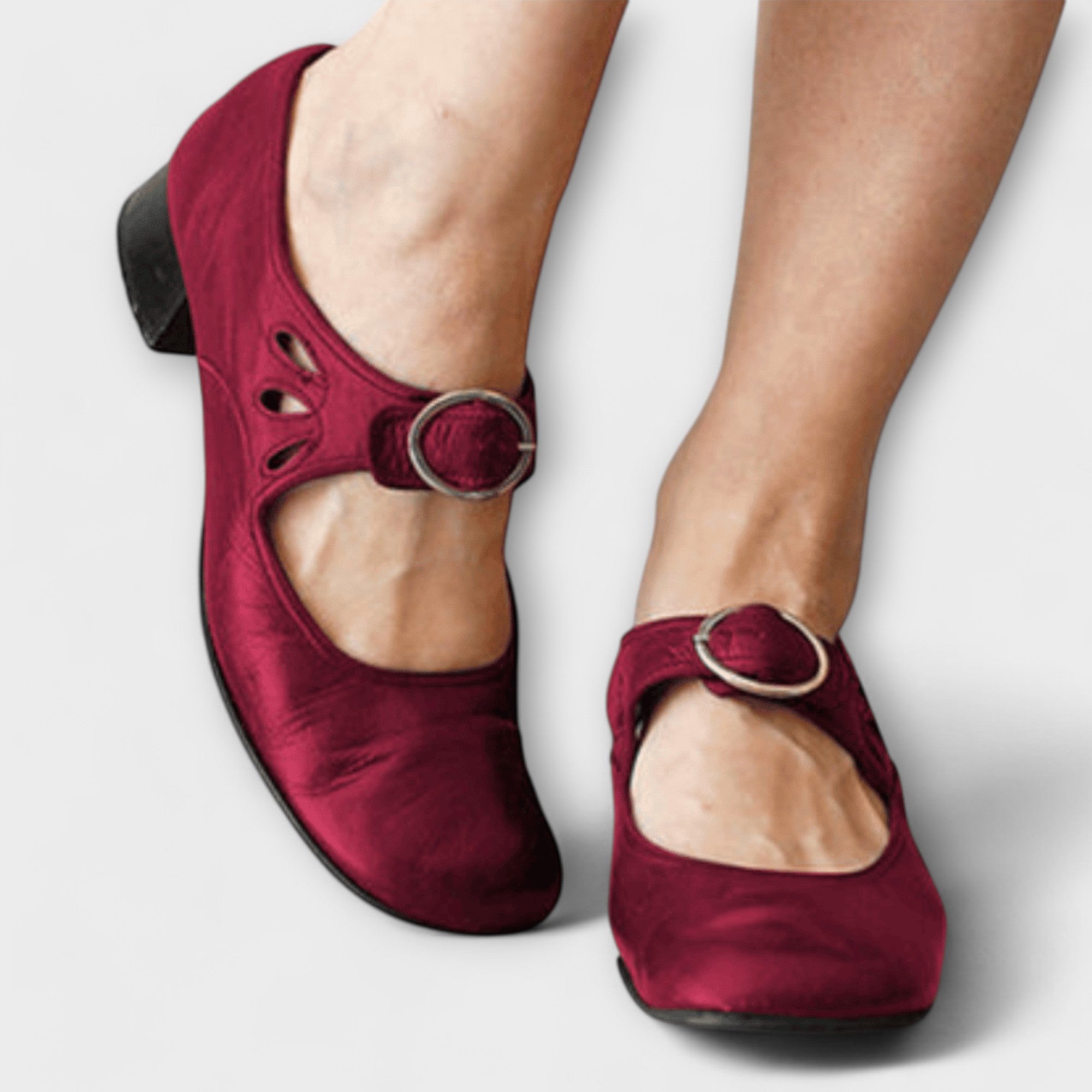 Rote Paulina-Leder-Sandalen mit Knöchelriemen und runder Schnalle