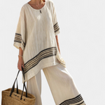 Leinen-Bambus-Set aus Tunika und Hose in hellem Naturton mit dunklen Streifen am Saum
