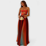 Trägerloses Maxikleid mit Schleife am Bustier und Farbverlauf rot/türkis, bodenlang