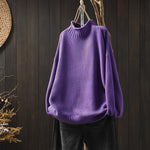 Lila Grobstrick-Pullover mit Stehkragen und geripptem Saum