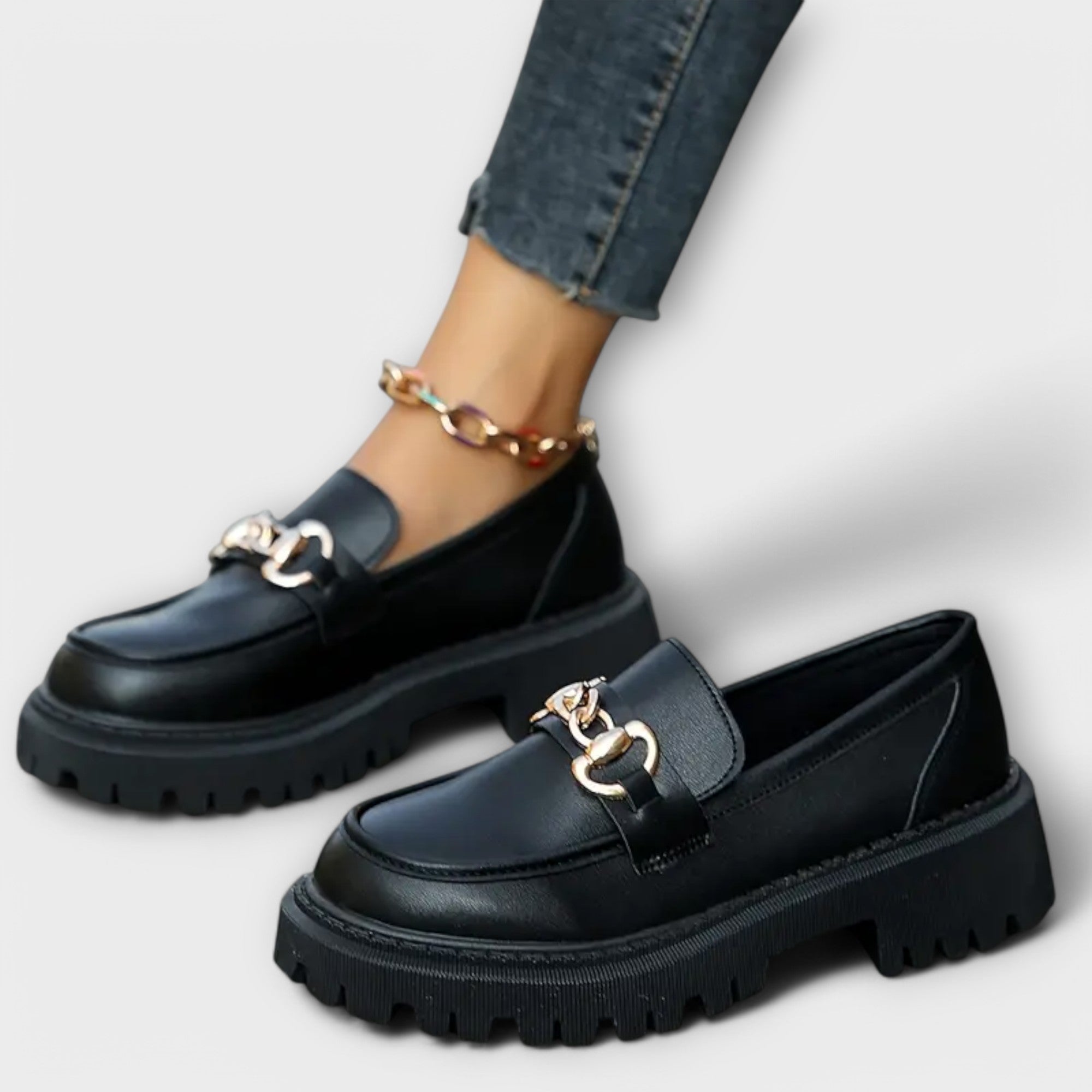 Damen-Plateau-Loafer mit Schnalle, dunkelblaues Glattleder mit goldfarbener Zierschnalle