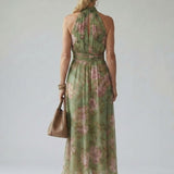 Rückenansicht Midikleid mit floralen Blüten, gekräuselter Halter und geraffter Taille