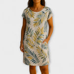 Kleid mit kurzem Arm und Rundhalsausschnitt, locker, Blattmuster auf hellem Grund