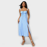 Hope Rüschentop-Kleid mit Schlitzdetail, Karo in Blau/Weiß, Spaghettiträger, Midi-Länge.
