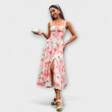 Hope Rüschentop-Kleid mit Schlitzdetail, Blumenprint in Rosa/Weiß, seitlicher Schlitz.
