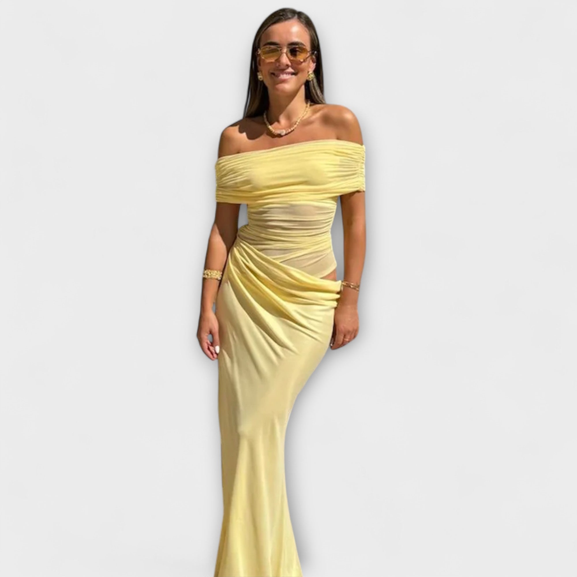 Puss Kleid in Gelb mit Carmen-Ausschnitt und asymmetrischer Raffung am Oberteil