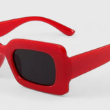 Elyanna | Elegant Sunglasses