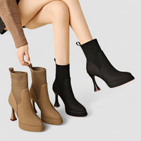 Eugénia - Plateau-Stiefeletten für Komfort und feminine Eleganz