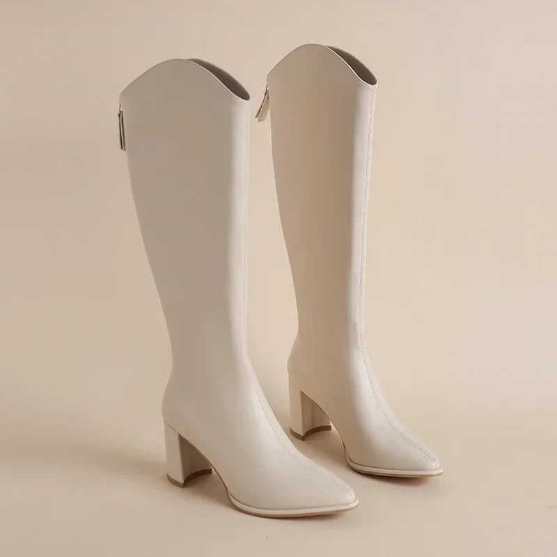 Hilda - Elegante Winterstiefel mit Blockabsatz