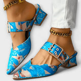 Blauer Damen-Absatzschuh mit Blockabsatz, spitzer Kappe, Knöchelriemen und großer Schnalle