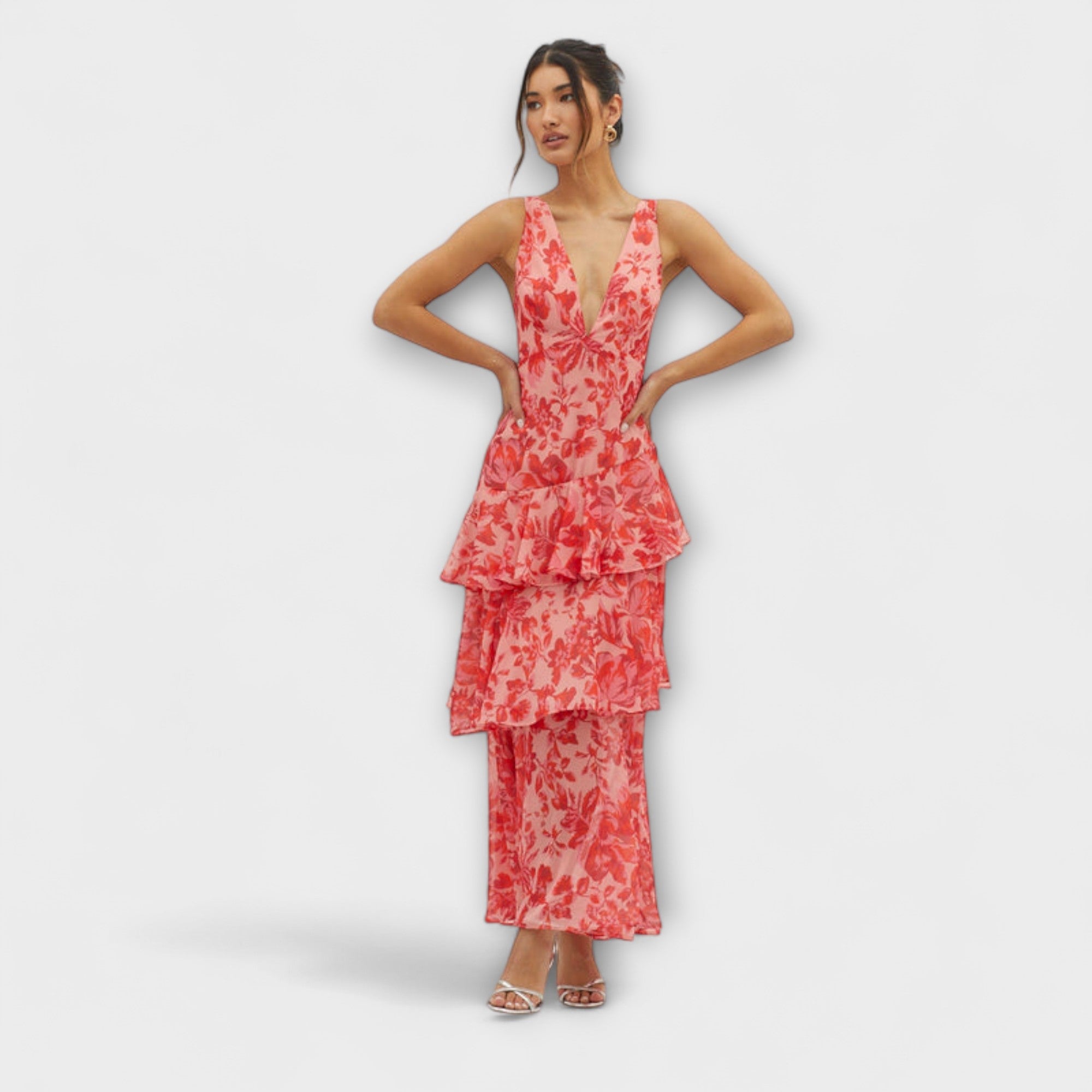 Rosenpinkes Midikleid mit V-Ausschnitt, ärmellos, mehrstufigem Rüschenrock im Blumenmuster