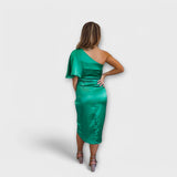 Grünes Abendkleid mit schmalen Trägern und Schlitz, Midi-Länge