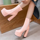 Carina - Stiefel mit extrahohem Plateau für Stil und Selbstbewusstsein