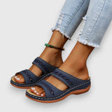 Orthopädische Sandalen in Dunkelblau, Klett und Zierprägung, offene Zehen