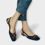 Dunkelblaue Slingback-Sandale mit gepolstertem Riemen und goldfarbenem Zierschmuck