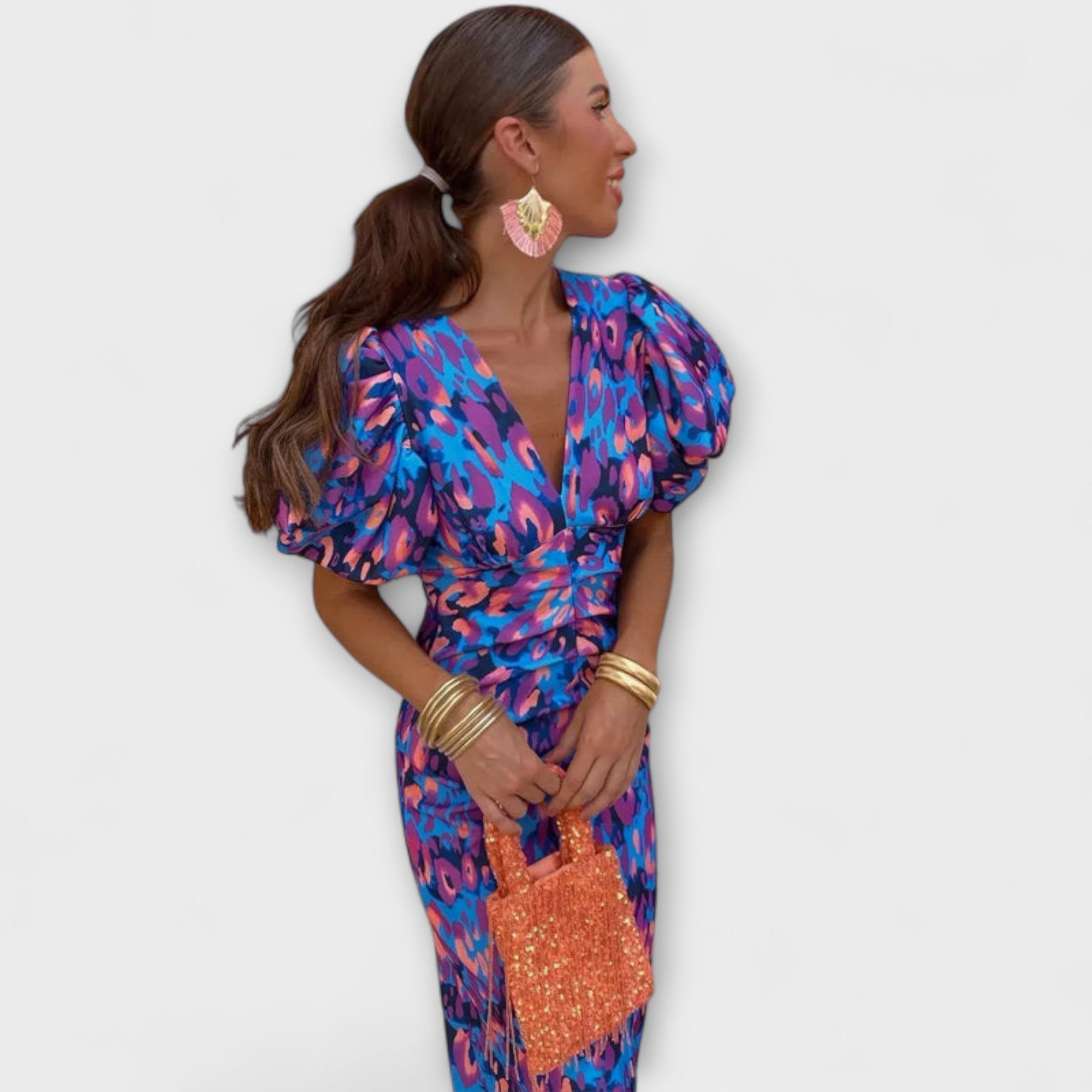 Elegantes Kleid mit V-Ausschnitt und Puffärmeln, blaues Leopardenmuster, Midi-Länge