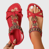 Orthopädische Sandalen in Rot mit breiten Riemen und Zierschnalle am Knöchel